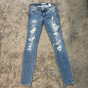 Low Waisted Ripped Skinny Jeans